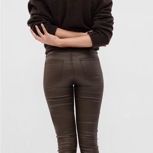 Gap True Skinny Mid Rise Top Coated Jeans Size 32/14R